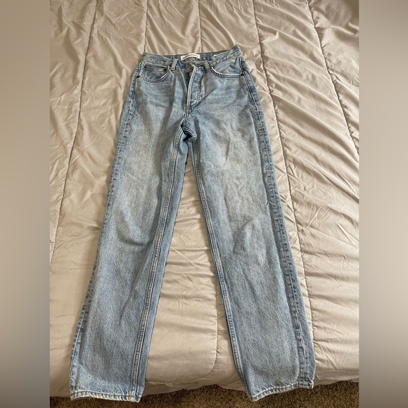 Jeans/ Aritzia/ Levi/ Champs/ Fila - Picture 2 of 7